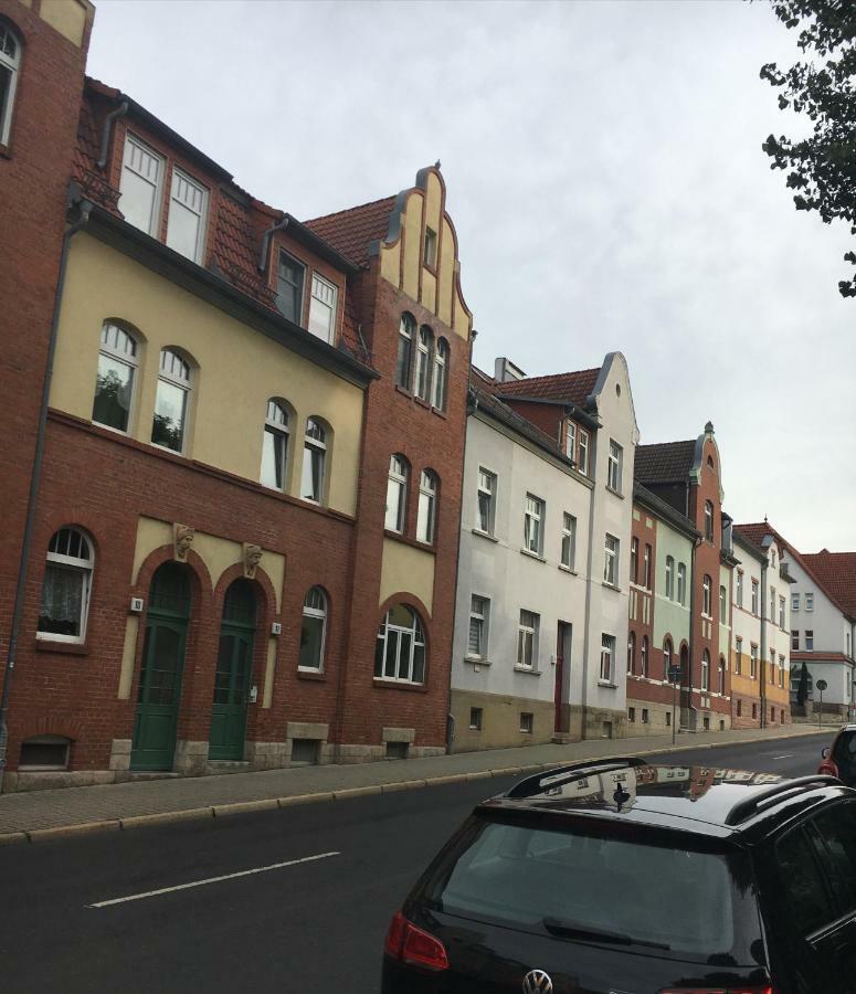 Gemuetliche Ferienwohnung Im Erdgeschoss- Jenaer Strasse Erfurt Buitenkant foto